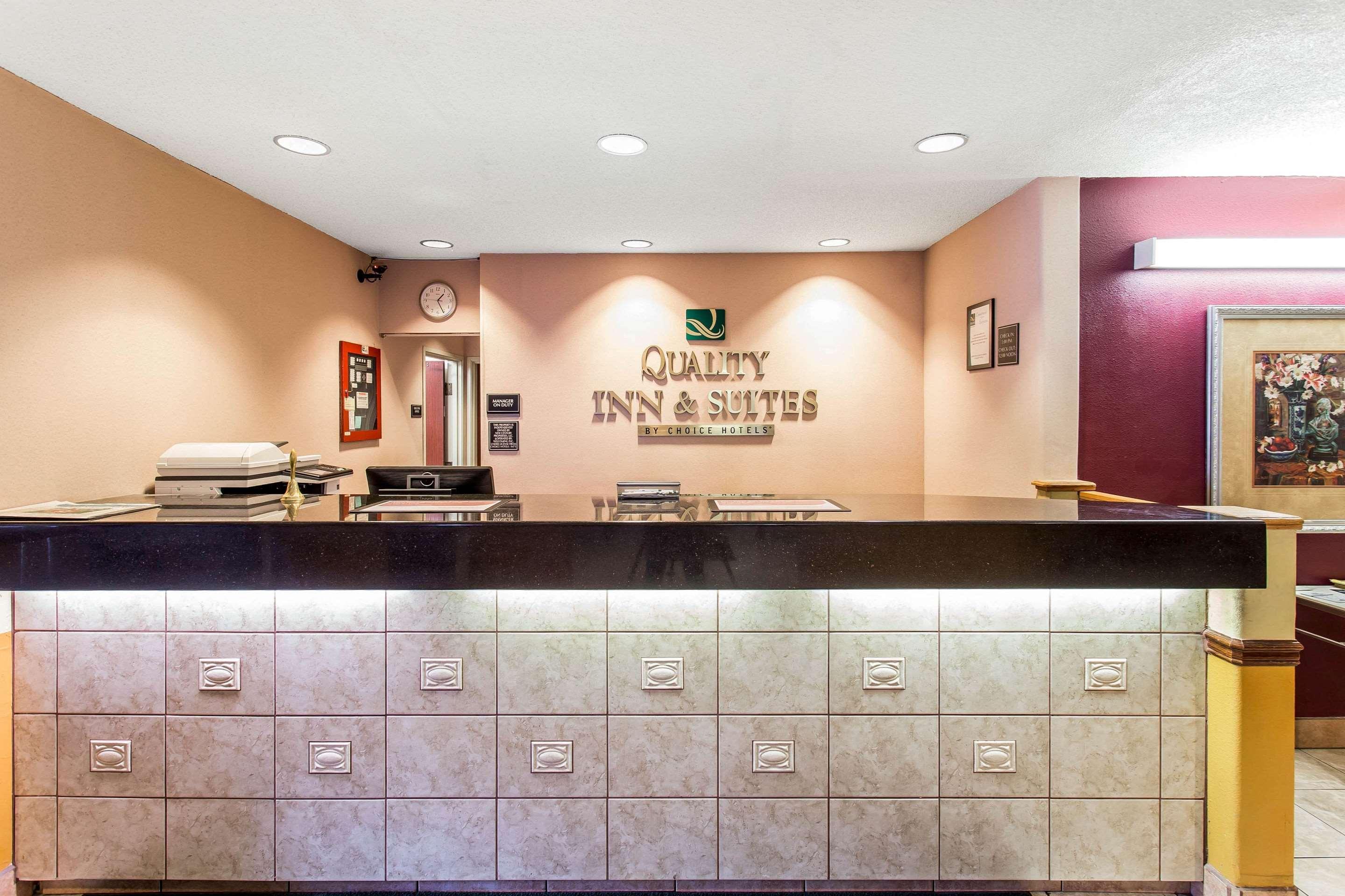 Quality Inn & Suites Lakewood - Denver Southwest Kültér fotó