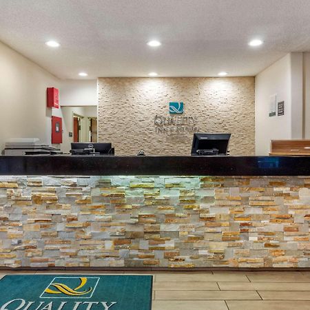Quality Inn & Suites Lakewood - Denver Southwest Kültér fotó